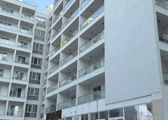 Palm Paradise Apartment Golem (Tirana)